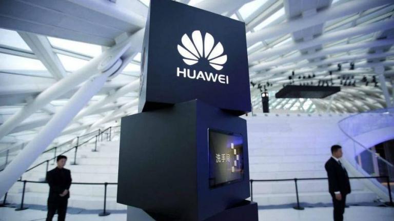 Reino Unido permitirá a Huawei participación "limitada" en red 5G británica