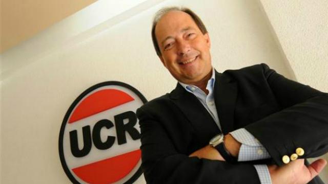 Ernesto Sanz: "Los servicios de inteligencia son un agujero negro de la democracia"